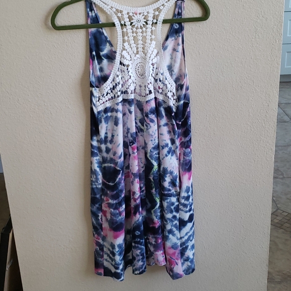 Dress - Picture 2 of 3